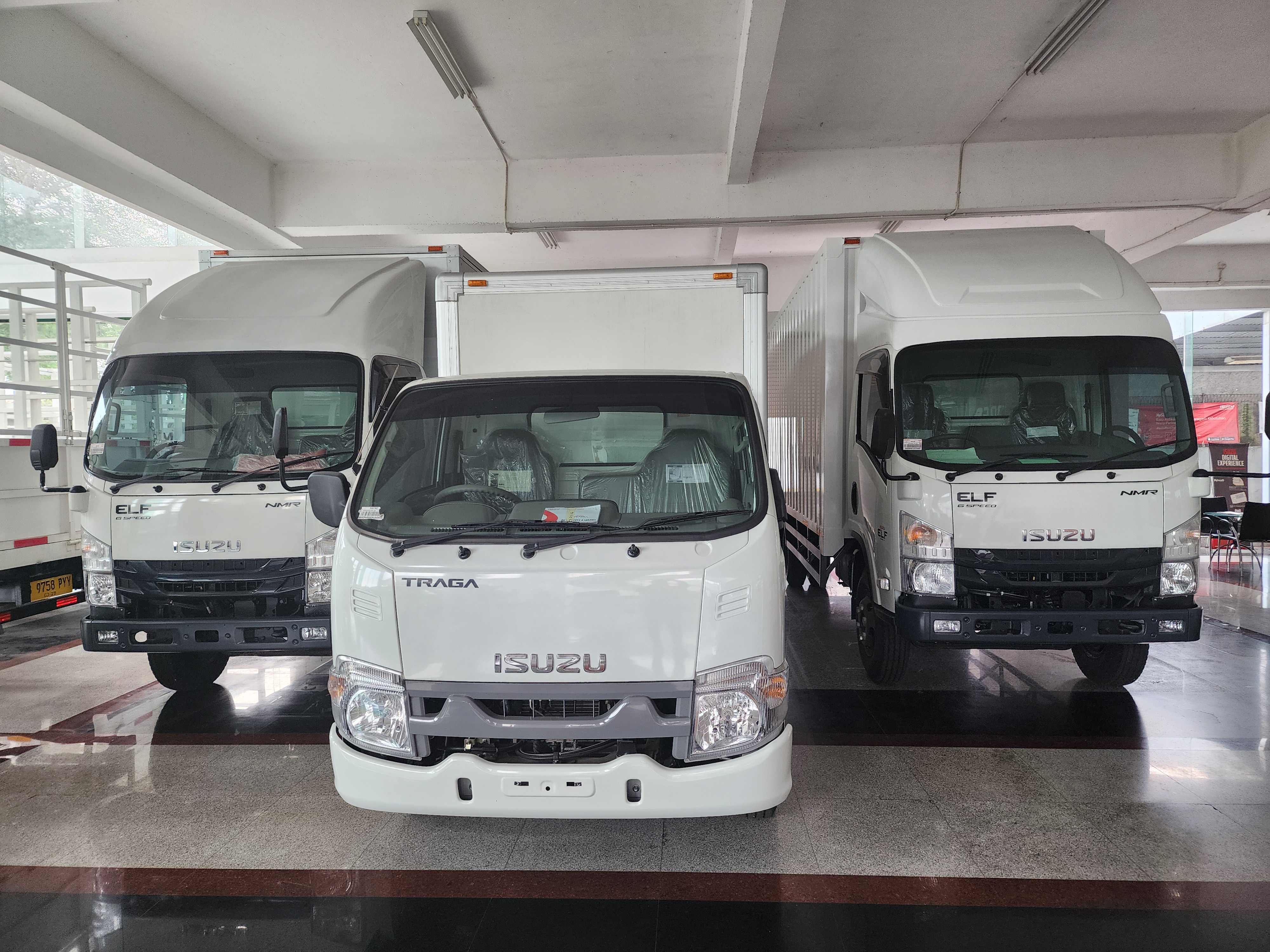 Sales Isuzu Tangerang